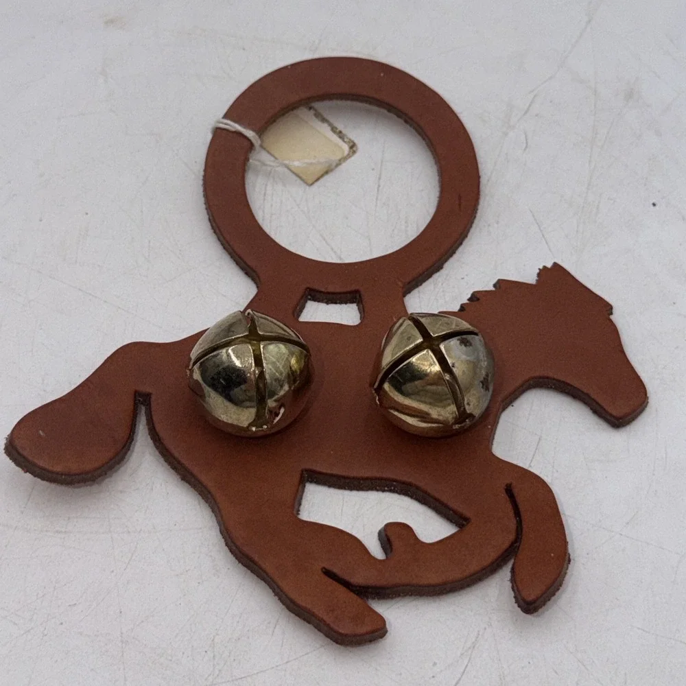 Vintage Leather Horse Door Hanger With Sleigh Bells 7